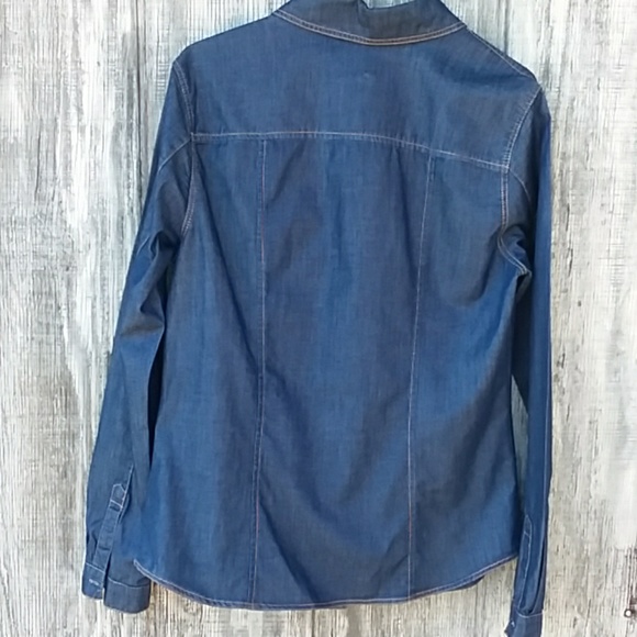 Kut from the Kloth womens denim shirt - Picture 3 of 3